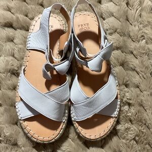 Frye and Co Women Light Gray Sandals